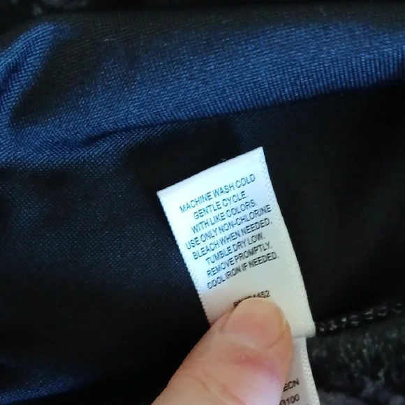 Cuddl Duds Double Plush Velour Black and Charcoal Floral Print Pajama Pants - Picture 5 of 5